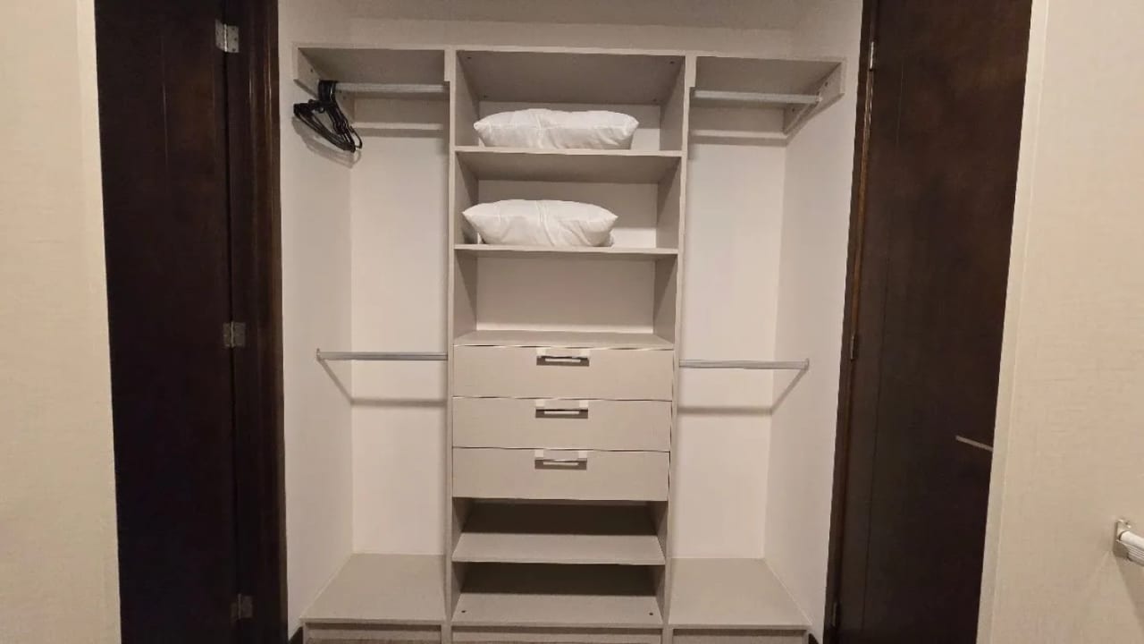 Apartamento amueblado en venta - Naridia, Zona 14 — Apartamento en Venta en Naridia, Zona 14, Guatemala, Ciudad — foto 5 de 17