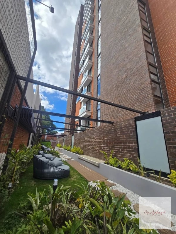 VENTA DE APARTAMENTO EN ZONA 15 PARA ESTRENAR ED. KINTEA - 1