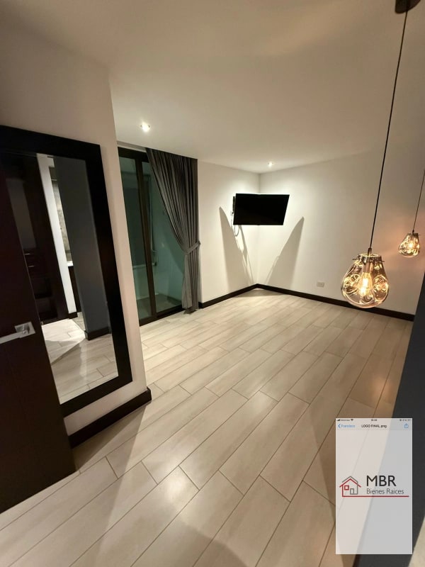 Apartamento en venta zona 15,Liv. - 3