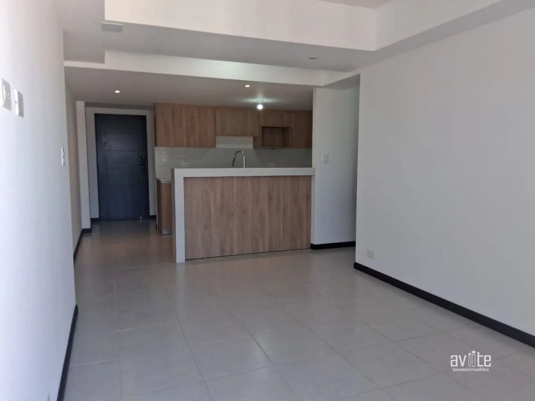 Condado Naranjo, Serena:  apartamento 2 habitaciones con balcón Q5,200.00 - 7