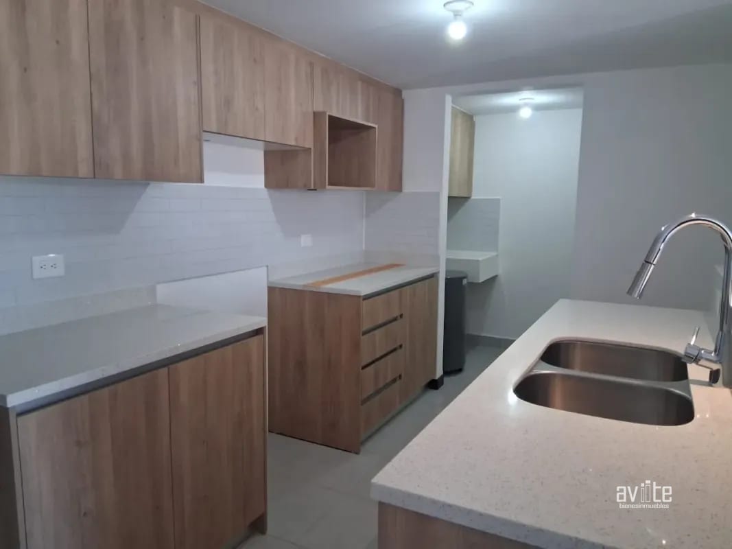 Condado Naranjo, Serena:  apartamento 2 habitaciones con balcón Q5,200.00 — Apartamento en Alquiler en Condado Naranjo, Zona 4 Mixco, Guatemala, Ciudad — foto 7 de 9