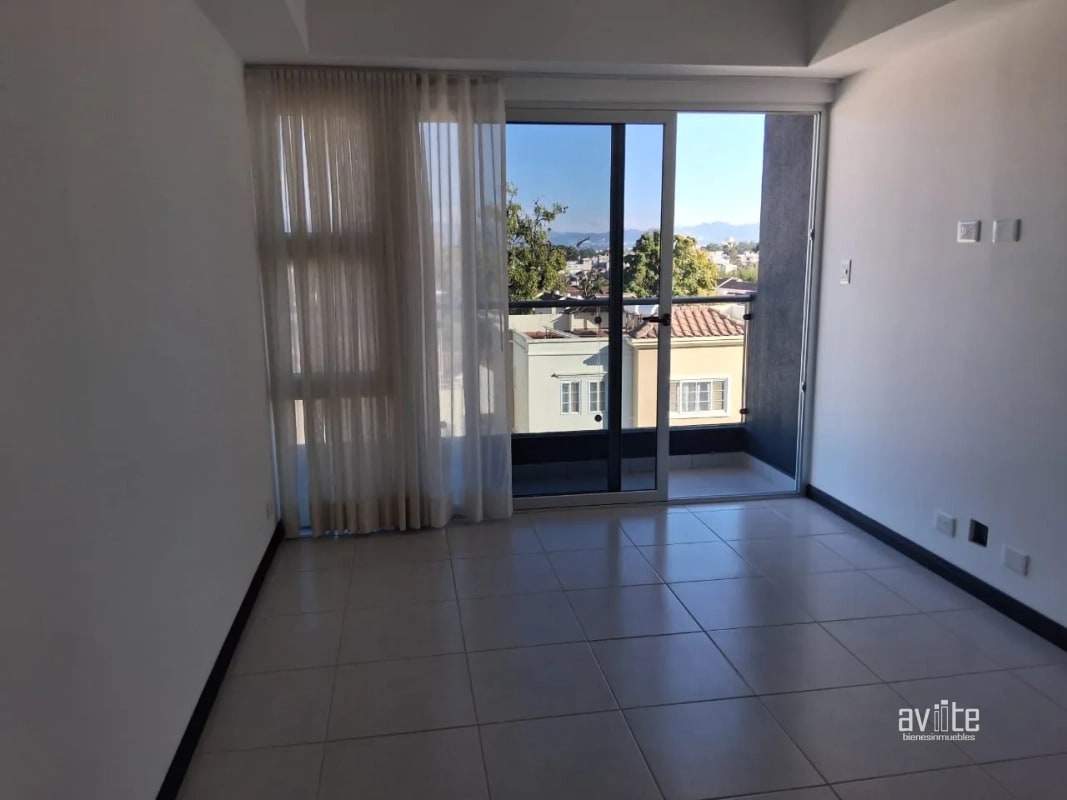 Condado Naranjo, Serena:  apartamento 2 habitaciones con balcón Q5,200.00 - 5