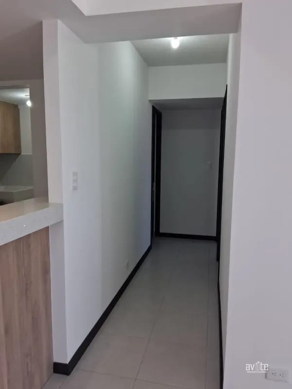 Condado Naranjo, Serena:  apartamento 2 habitaciones con balcón Q5,200.00 — Apartamento en Alquiler en Condado Naranjo, Zona 4 Mixco, Guatemala, Ciudad — foto 3 de 9
