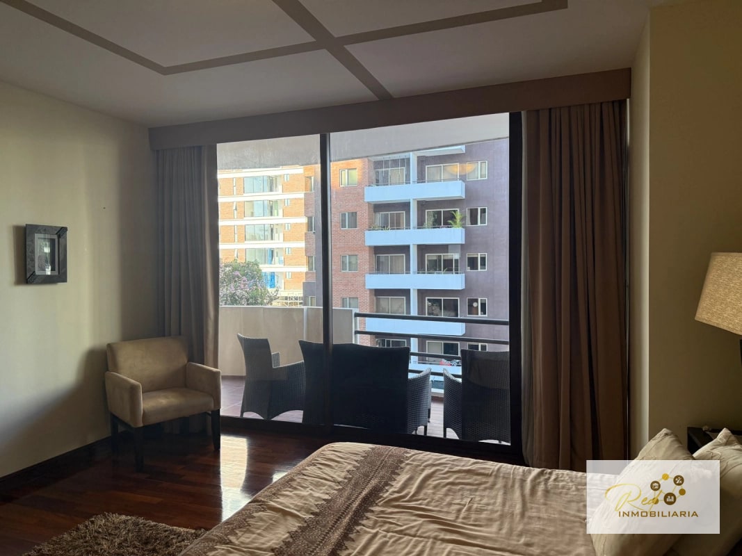 VENTA- APARTAMENTO - CASA RIALTO ZONA 14 - 3