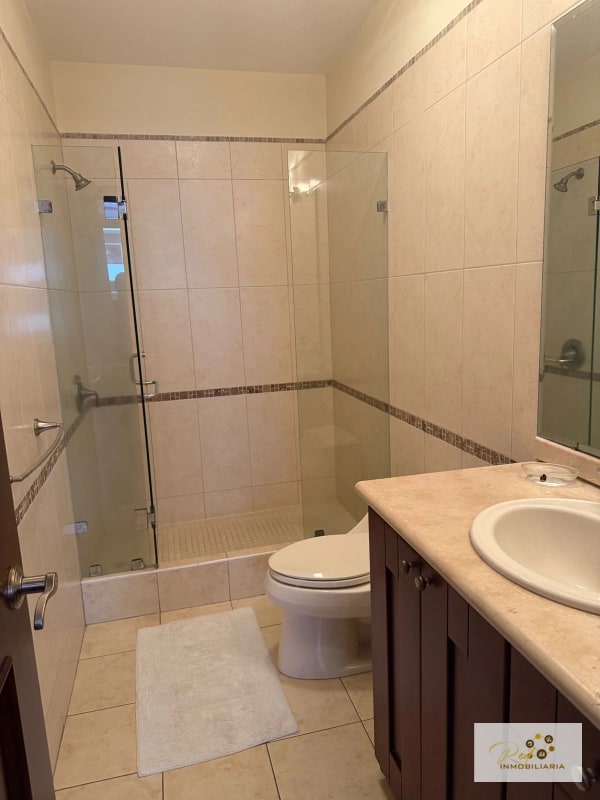 RENTA-APARTAMENTO ECHO TORRE I, ZONA 14. - 15