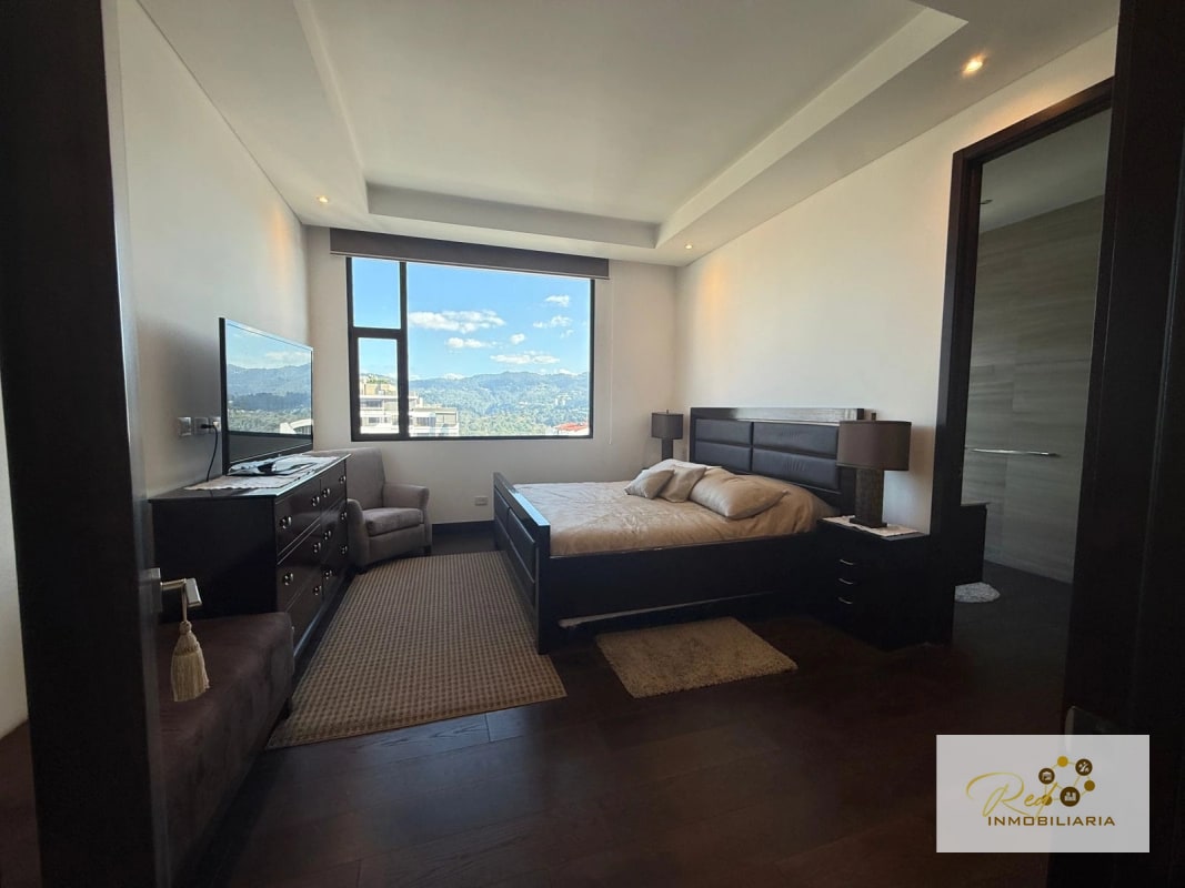 VENTA-APARTAMENTO ECHO TORRE I, ZONA 14. - 11