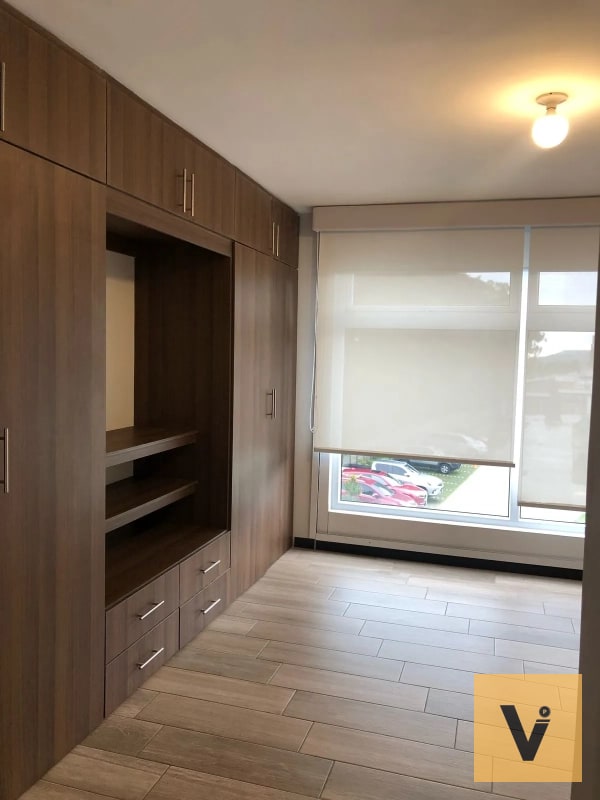 Apartamento en venta en Sakai - 3