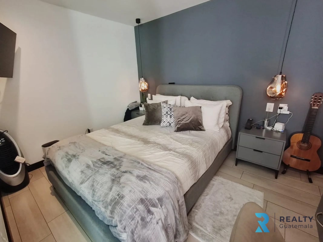 VENDO Apartamento  Zona 15, LIV - 4