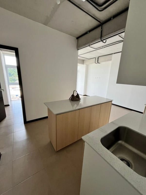 Apartamento en renta para estrenar! En Bulevar El Naranjo — Apartamento en Alquiler en Bosques de San Nicolás, Zona 4 Mixco, Guatemala, Ciudad — foto 10 de 10