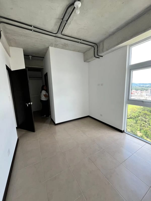 Apartamento en renta para estrenar! En Bulevar El Naranjo — Apartamento en Alquiler en Bosques de San Nicolás, Zona 4 Mixco, Guatemala, Ciudad — foto 8 de 10