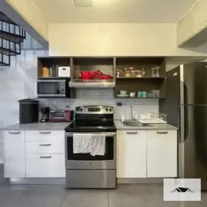 En Venta o Renta Apartamento Amueblado en Venta Zona 10 con Jardin — Apartamento en Venta en Zona 10, Guatemala, Ciudad — foto 5 de 6