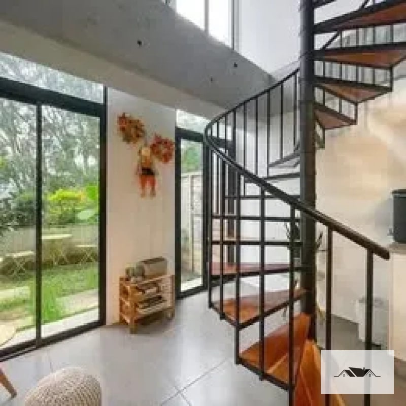 En Venta o Renta Apartamento Amueblado en Venta Zona 10 con Jardin — Apartamento en Venta en Zona 10, Guatemala, Ciudad — foto 2 de 6