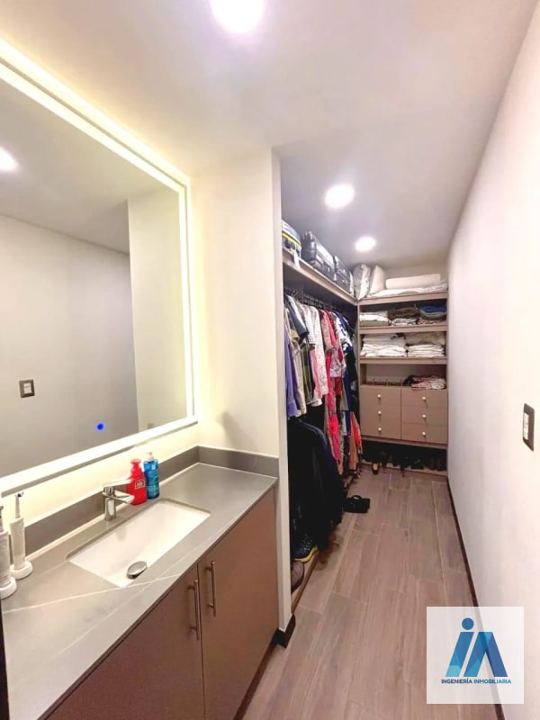 APARTAMENTO EN VENTA – 📍Edificio Niko10, Zona 10 - 8