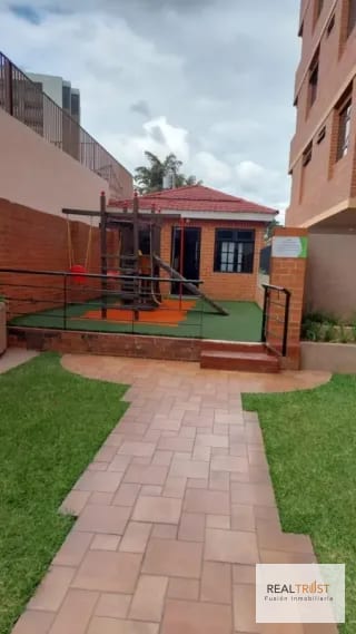 Apartamento amueblado en zona 14 — Apartamento en Alquiler en Zona 14, Guatemala, Ciudad — miniatura 4 de 15