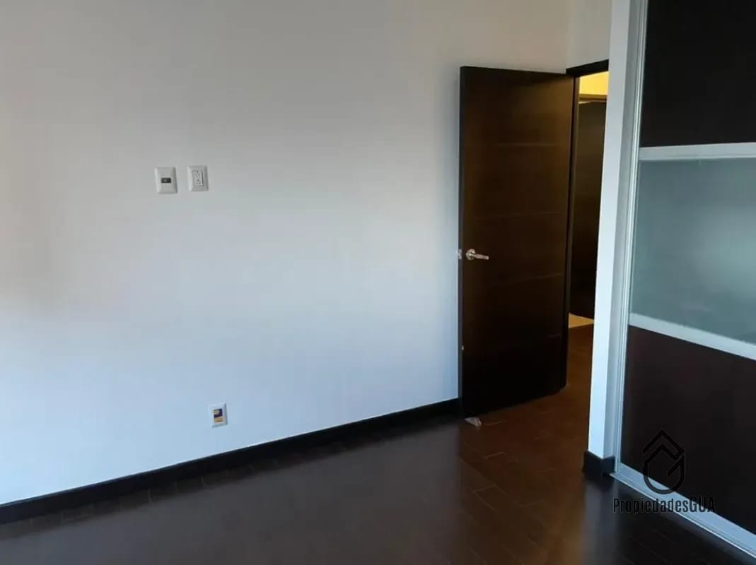 Apartamento en venta zona 14 — Apartamento en Venta en Zona 14, Guatemala, Ciudad — foto 2 de 14