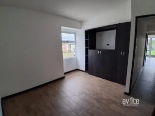 CONDADO NARANJO:   Villa en nivel medio para estrenar.   Q7,500.00 manto.incluido — Apartamento en Alquiler en Condado Naranjo, Zona 4 Mixco, Guatemala, Ciudad — miniatura 2 de 9