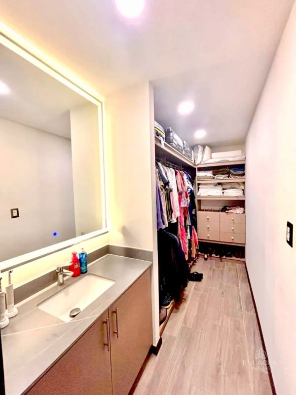 Zona 10 • Apartamento en Venta • Edificio Niko10 - 8