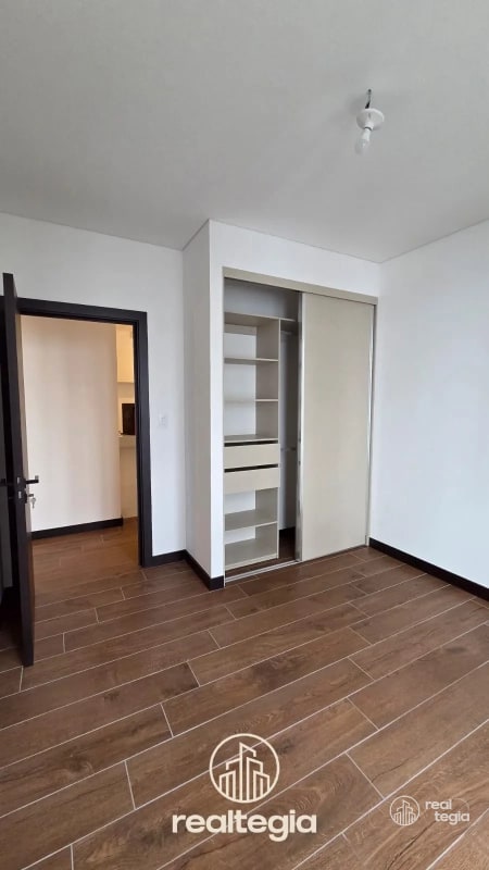 APARTAMENTO EN LIRIOS  DE CAYALÁ - 5