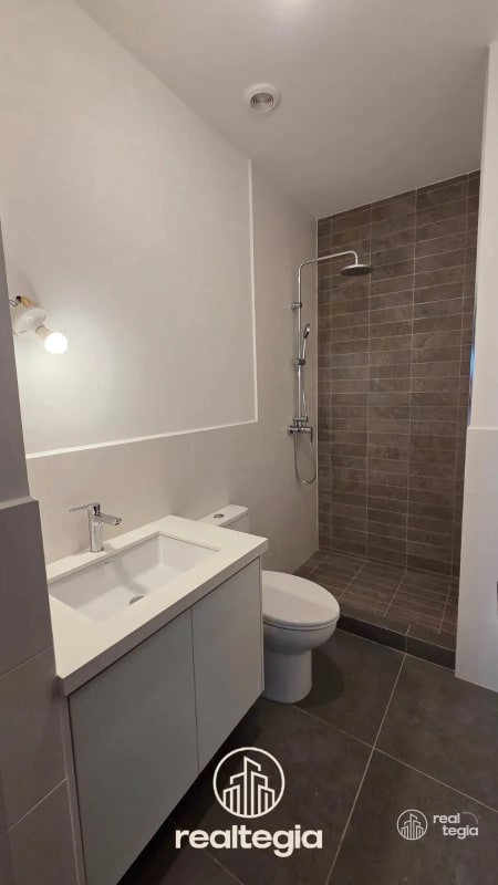 APARTAMENTO EN LIRIOS  DE CAYALÁ - 2
