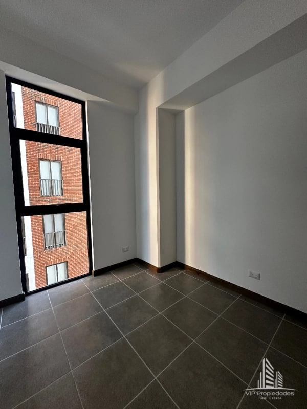 Apartamento en alquiler-Edificio Quince Esquina, Z.15 VHI - 6