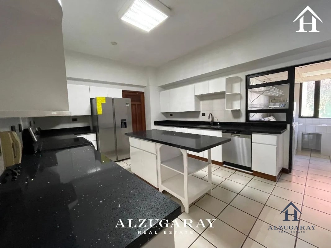 APTO AMPLIO C/ VISTA, Z.14 2 HAB. / EDIFICIO EXCLUSIVO - 8