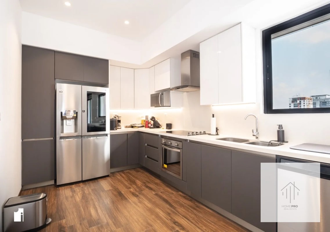 Apartamento Amueblado en Venta o Renta en Zona 10 - 10