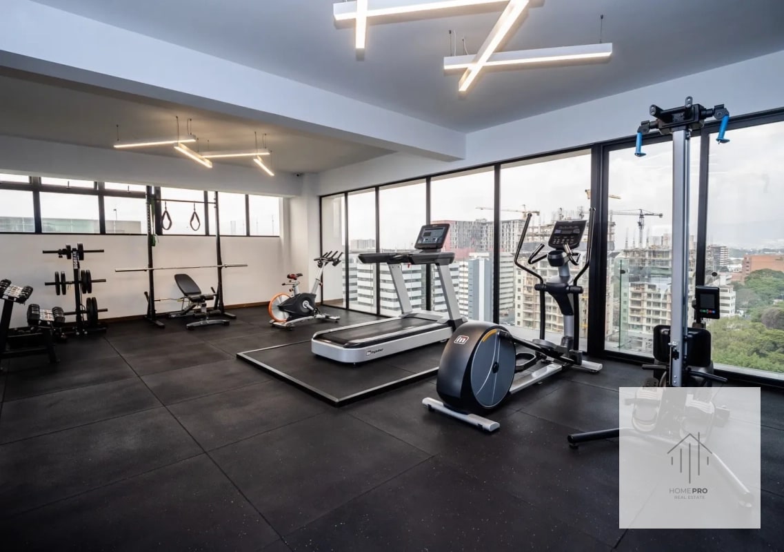 Apartamento Amueblado en Venta o Renta en Zona 10 - 3