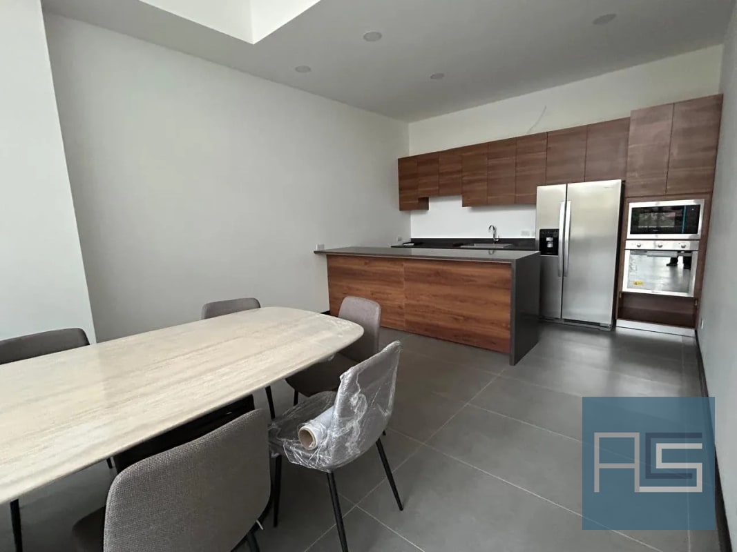 *Moderno Apto para estrenar de 3 habitaciones con jardín y dorm de servicio en Vista Hermosa II, zona 15* - 1