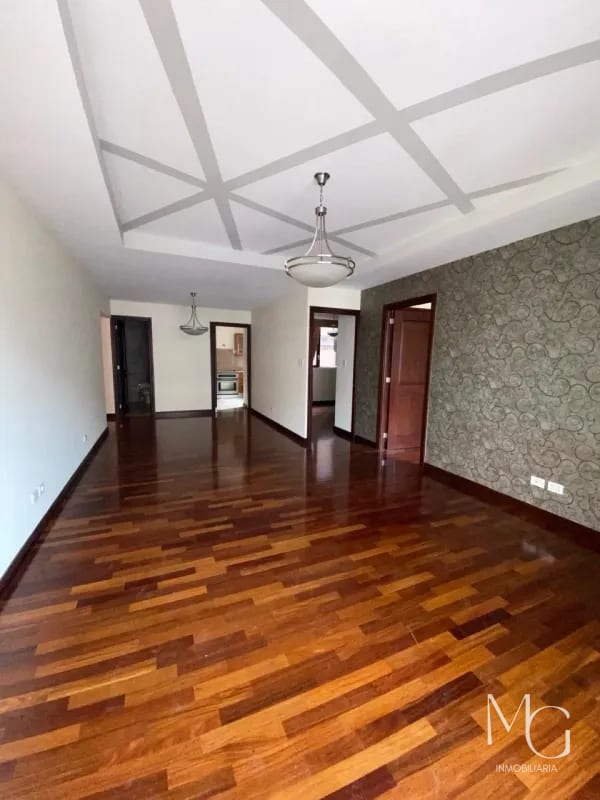 Apartamento en venta zona 14 — Apartamento en Venta en Zona 14, Guatemala, Ciudad — foto 1 de 11