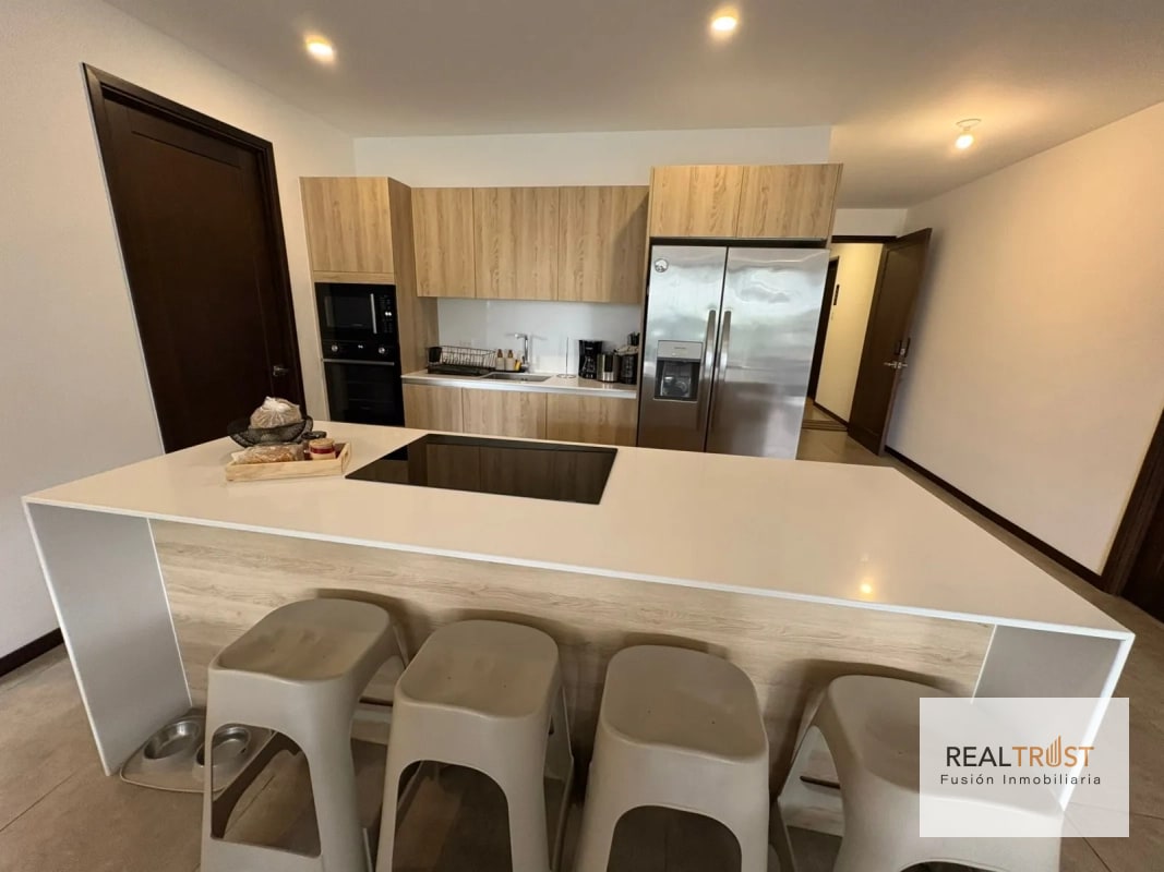 VENDO APARTAMENTO CON VISTAS ESPECTACULARES - ALBERO SAN LÁZARO ZONA 15 - 6
