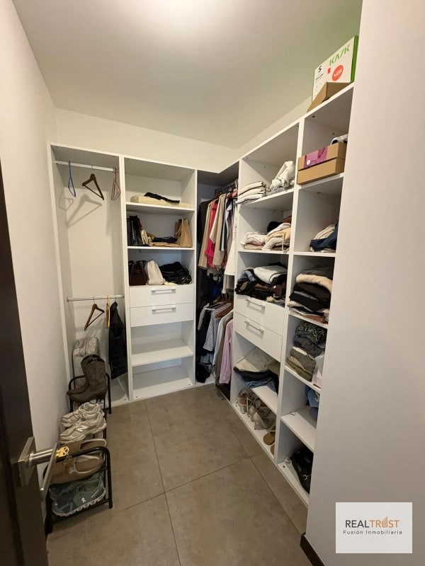 VENDO APARTAMENTO CON VISTAS ESPECTACULARES - ALBERO SAN LÁZARO ZONA 15 - 7