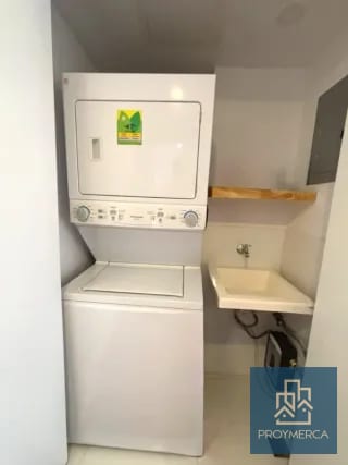 Apartamento con excelente ubicación en venta, Edifico Céntrico, Zona 5 — Apartamento en Venta en Céntrico, Zona 5, Guatemala, Ciudad — miniatura 3 de 11