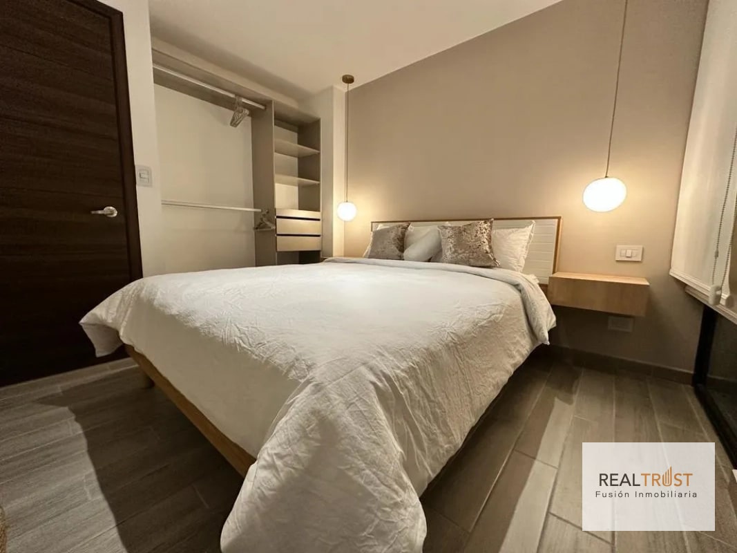 Apartamento amueblado zona 10 - 10