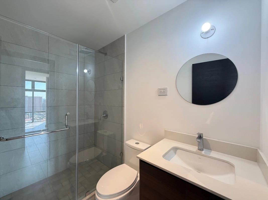 SUPER PRECIO, APARTAMENTO EN VENTA ZONA 10. — Apartamento en Venta en Zona 10, Guatemala, Ciudad — foto 5 de 6