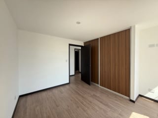 SUPER PRECIO, APARTAMENTO EN VENTA ZONA 10. — Apartamento en Venta en Zona 10, Guatemala, Ciudad — miniatura 2 de 6