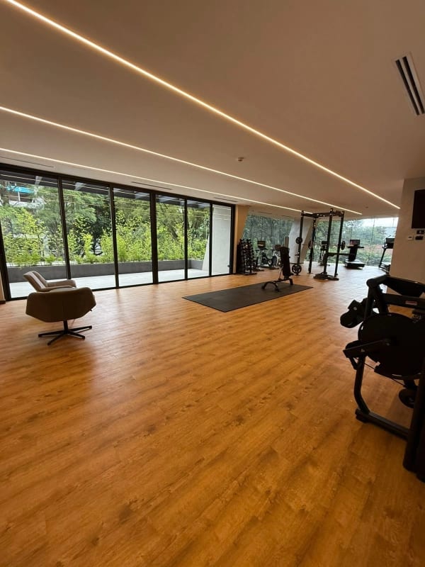 Apartamento en renta y venta en zona 10 — Apartamento en Alquiler en Santa Sofía 7AV, Zona 10, Guatemala, Ciudad — foto 12 de 14