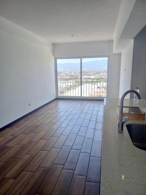 Venta de Apartamento en Torre Pamplona, Z.13 - 6