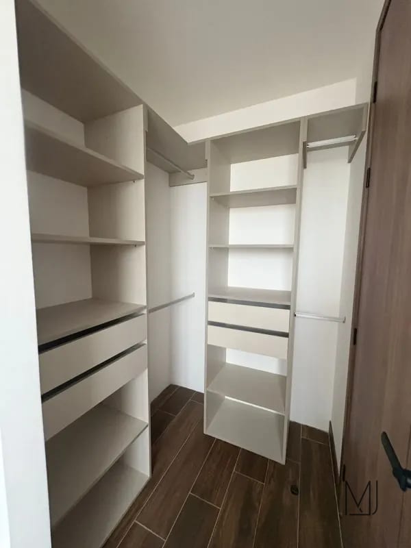 Apartamento en Alquiler | Vila Quince | Zona 15 VH2 | 2 Parqueos + Bodega — Apartamento en Alquiler en Vila Quince, Zona 15, Guatemala, Ciudad — foto 8 de 11