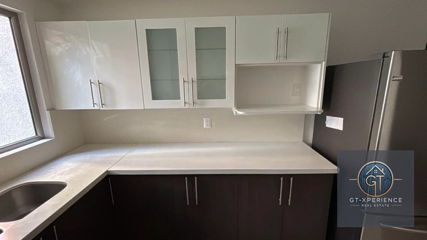Lindo apartamento en edificio Attica, Zona 14 - 9