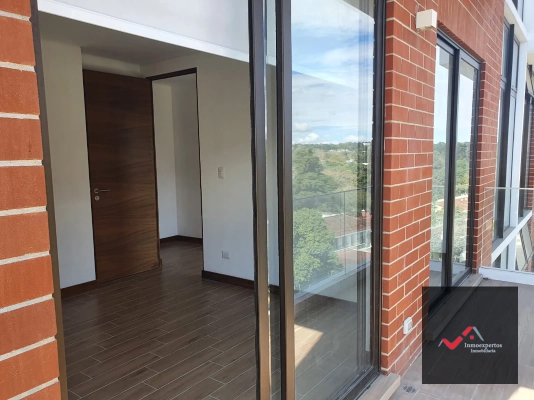 APARTAMENTO EN VENTA ZONA 15 - 10