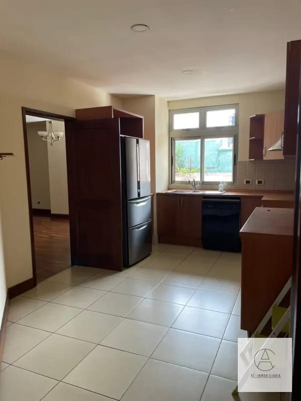 Apartamento en renta en Oakland, zona 10 — Apartamento en Alquiler en Zona 10, Guatemala, Ciudad — foto 6 de 16