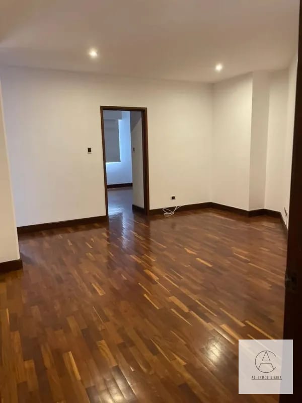 Apartamento en renta en Oakland, zona 10 — Apartamento en Alquiler en Zona 10, Guatemala, Ciudad — foto 5 de 16