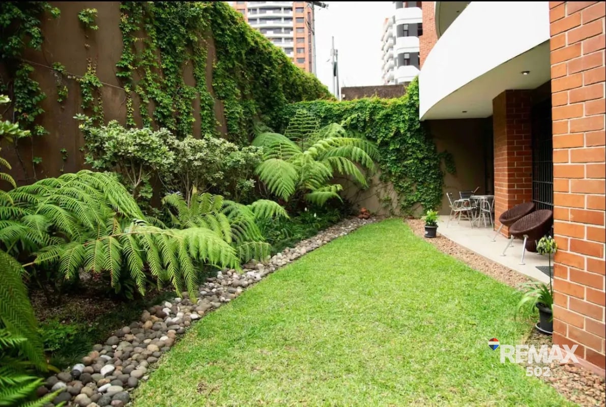 APARTAMENTO CON JARDÍN - ZONA 14 — Apartamento en Venta en Plenum 14, Zona 14, Guatemala, Ciudad — foto 6 de 12