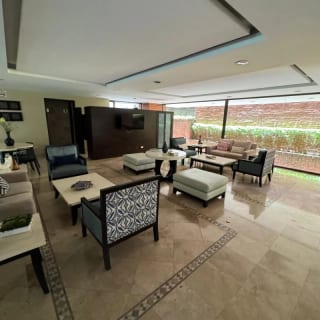 APARTAMENTO CON JARDÍN - ZONA 14 — Apartamento en Venta en Plenum 14, Zona 14, Guatemala, Ciudad — miniatura 5 de 12