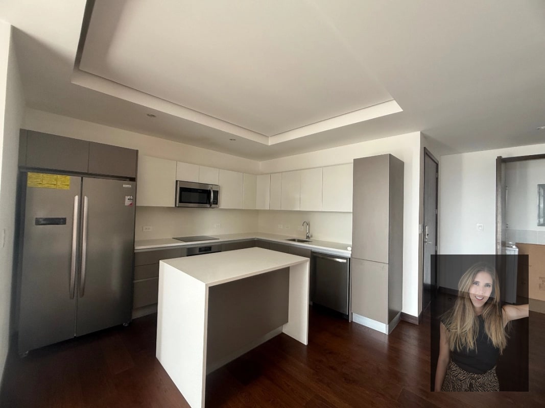 apartamento en renta Edificio Vasanta zona 10 - 16