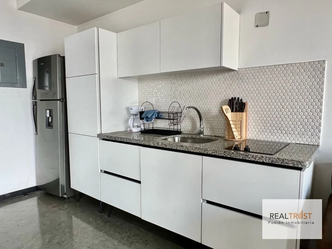 Se vende lindo apartamento en 4 Grados Norte, Edificio 4 Venezia, totalmente amueblado. - 5