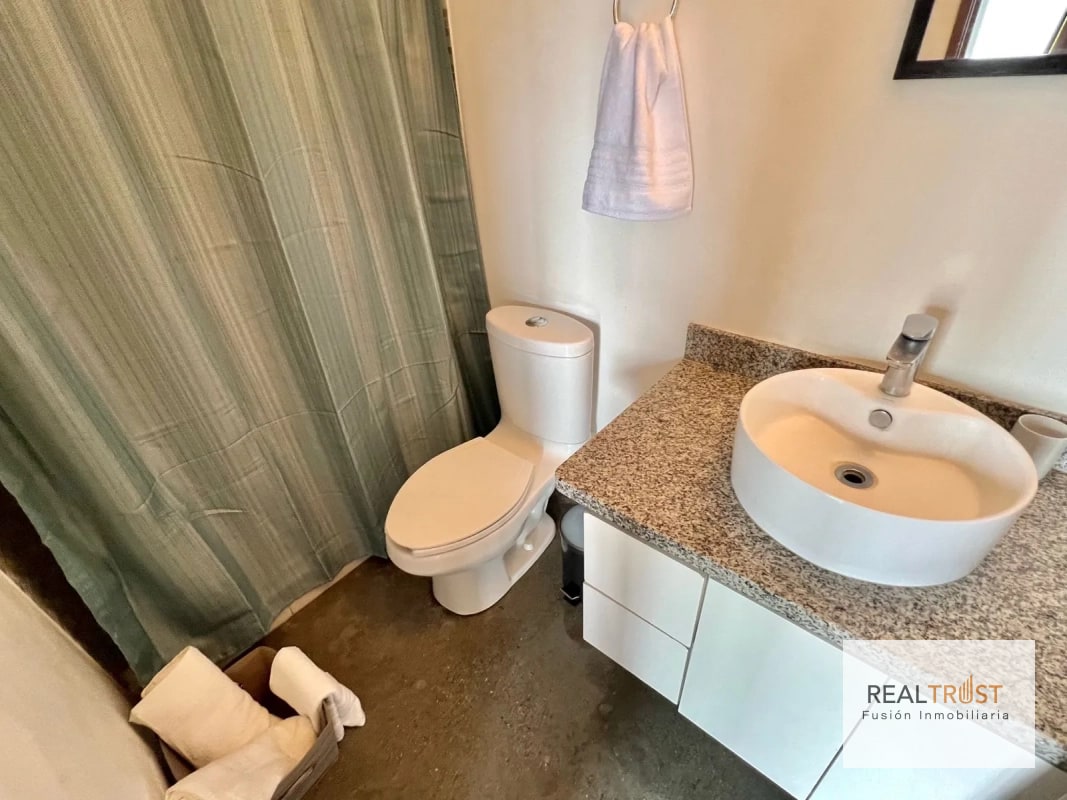 Se vende lindo apartamento en 4 Grados Norte, Edificio 4 Venezia, totalmente amueblado. - 4