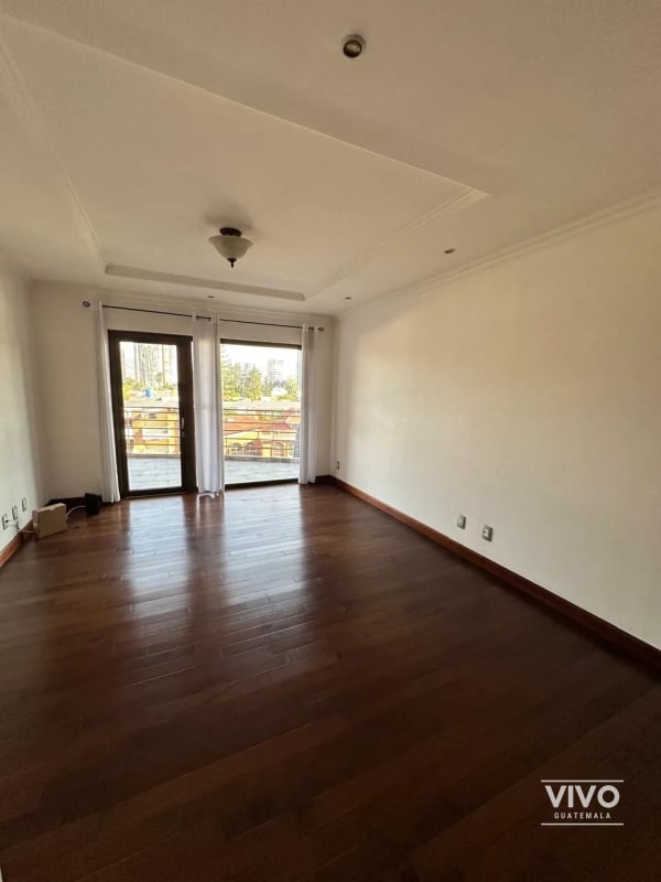 Apartamento amplio en renta – TADEUS, Zona 14, $2400 - 1