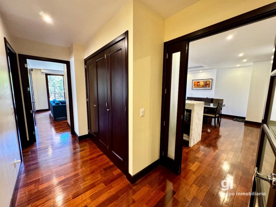 Apartamento de 200 m2 en venta zona 14 - 5