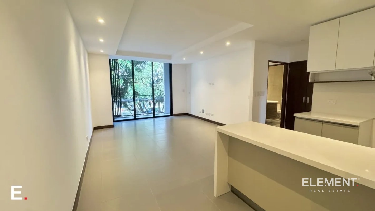 Apartamento con jardín en venta -AILÉ zona 13 - 1